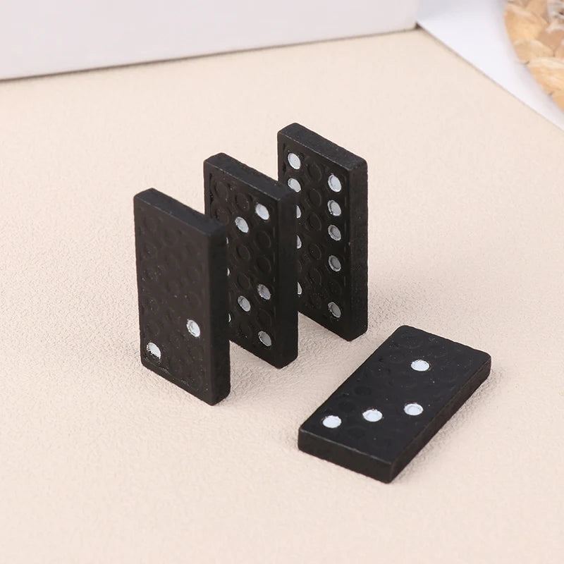 28-Piece Wooden Domino Set - Travel-Sized Board Game for Family Fun