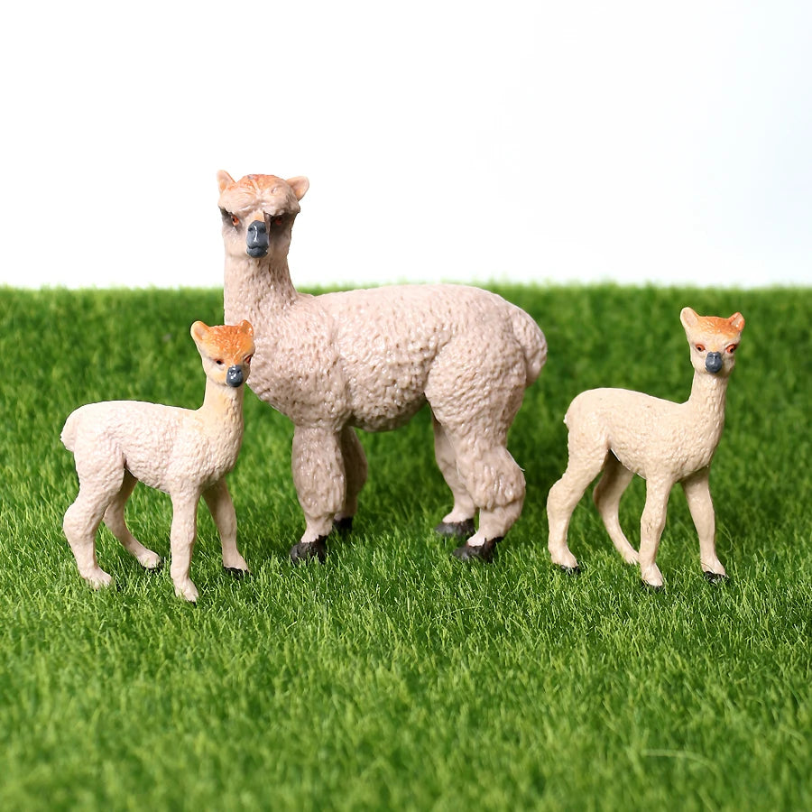 Realistic Farm World Alpaca Animal Model Figures