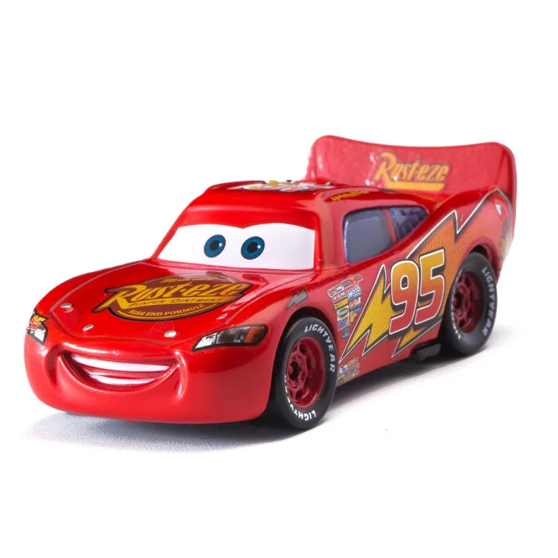 Ensemble de Voitures Miniatures Disney Pixar Cars - Collection Lightning McQueen et Mack