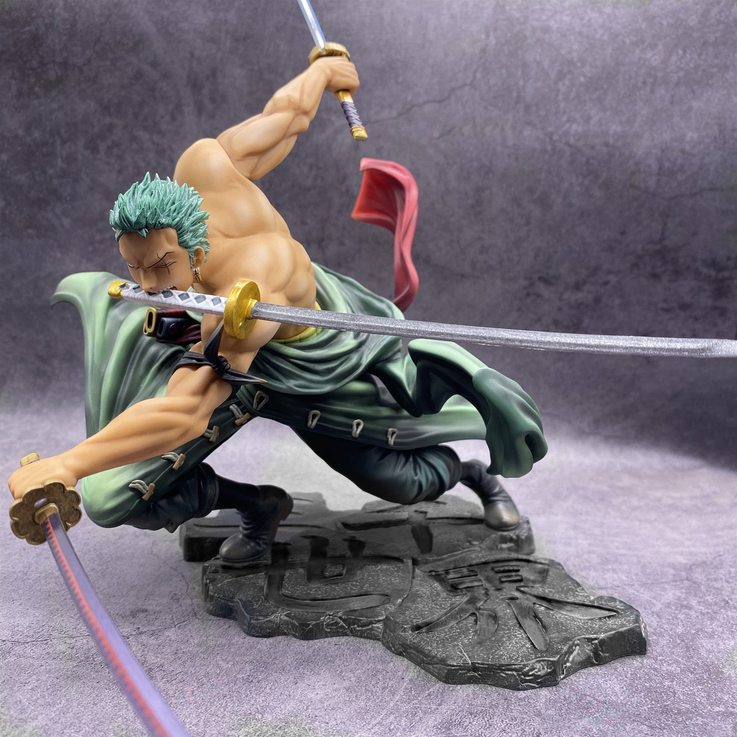 Figurine One piece™ - Roronoa Zoro