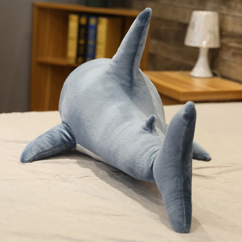 Peluche requin géant